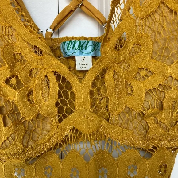 Francescas’s Collections Lauren Lace Bralette - Picture 3 of 7